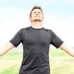 【整骨院で教わった】腹式呼吸のやり方と効果｜脳に酸素を送って心身を整える方法